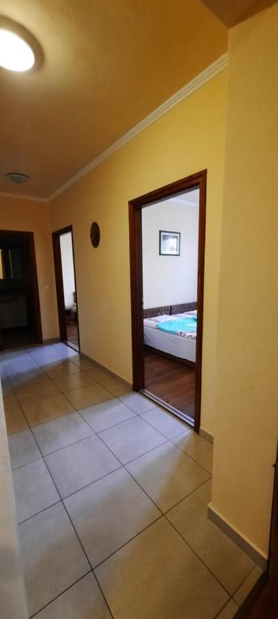 Bastya Apartmanhaz Sarvar Exterior photo