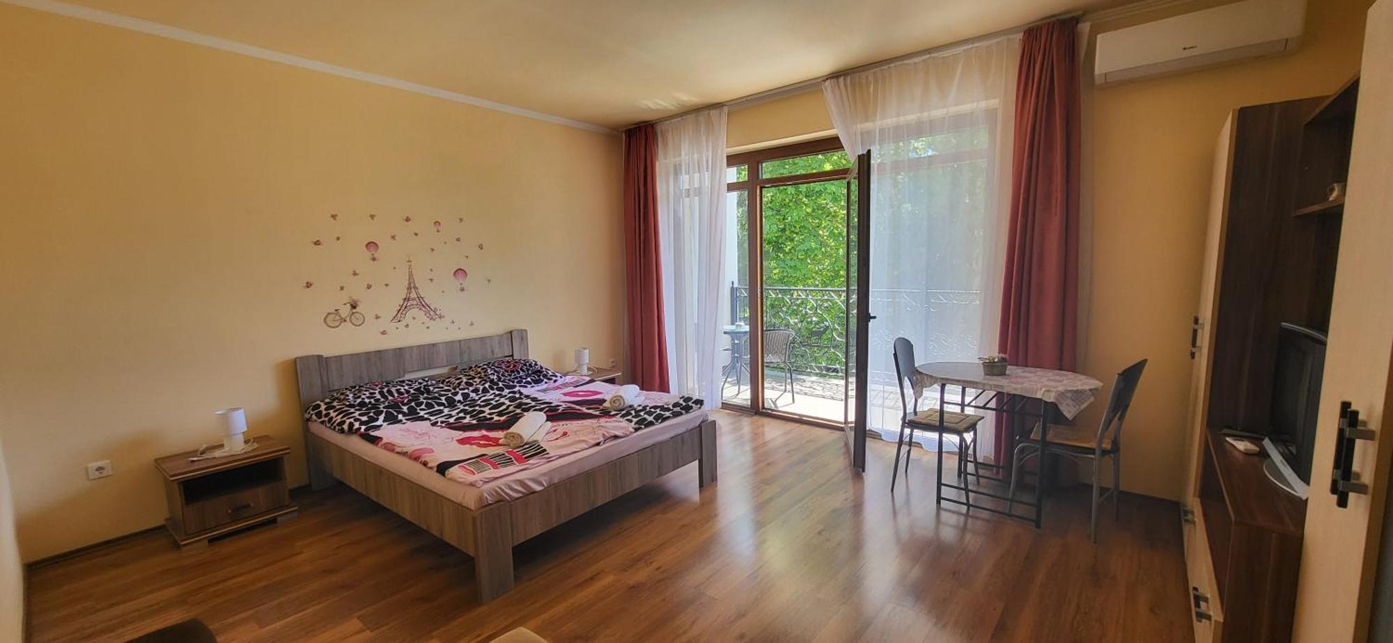 Bastya Apartmanhaz Sarvar Exterior photo