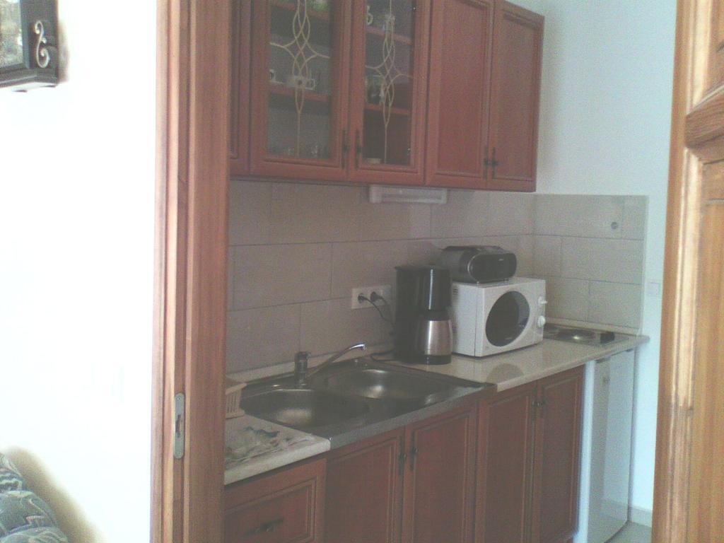Bastya Apartmanhaz Sarvar Exterior photo